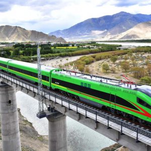 Conventional Speed EMUs (160 km/h Class) CR200J Series Operating Speed: 160 km/h High-altitude model Deposit