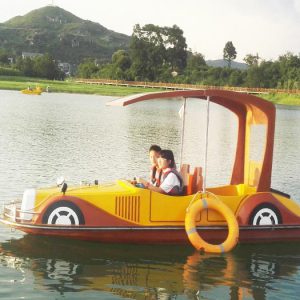Water park 4-person electric boat fiberglass classic car park yacht children's entertainment sightseeing boat leisure